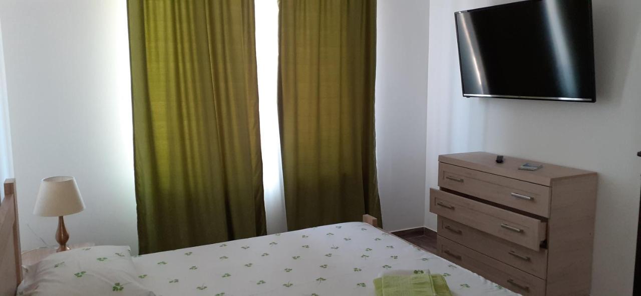 Splendid Aparthotel Navodari Exterior photo